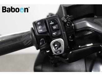 Yamaha  XP 560 T-MAX Tech MAX ABS picture 17