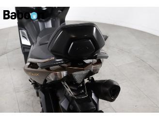 Yamaha  XP 530 T-MAX ABS picture 17