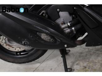 Piaggio MP3 300 Yourban S picture 24