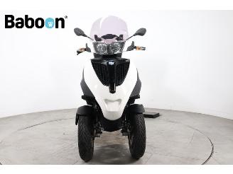 Piaggio MP3 300 Yourban S picture 4