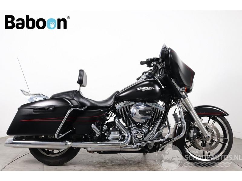 Harley-Davidson  FLHXS Street Glide Special