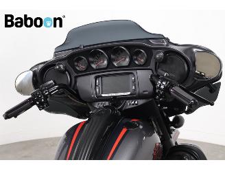 Harley-Davidson  FLHXSE CVO Street Glide 117 picture 22
