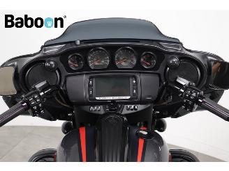 Harley-Davidson  FLHXSE CVO Street Glide 117 picture 18