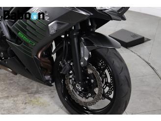 Kawasaki Ninja 650  picture 10