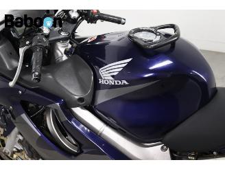 Honda CBR 600 F picture 17