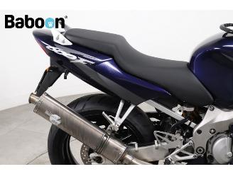 Honda CBR 600 F picture 12