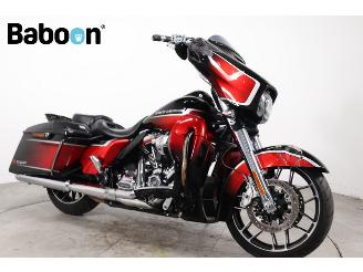 Harley-Davidson  FLHXSE CVO Street Glide 117 picture 8