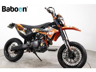 KTM 690 SMC  picture 8