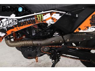 KTM 690 SMC  picture 20