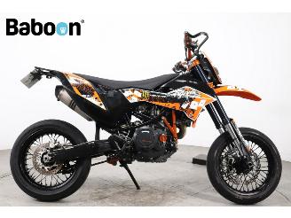krockskadad bil motor KTM 690 SMC  2008/8