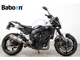 dañado motos Yamaha FZ 1  2009/3