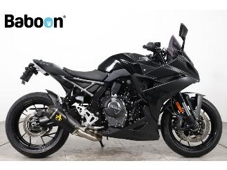 damaged motor cycles Suzuki  GSX-8R 2025/10
