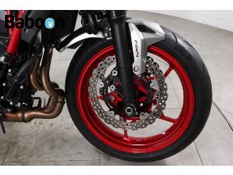 Kawasaki Z 650  picture 17