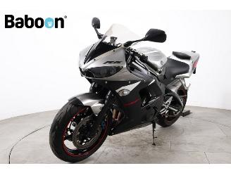 Yamaha  YZF-R6 picture 3