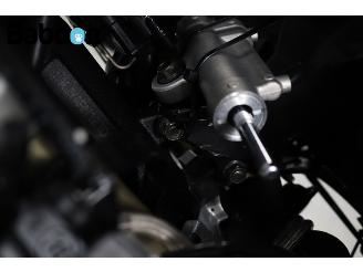 Yamaha  YZF-R1 picture 22