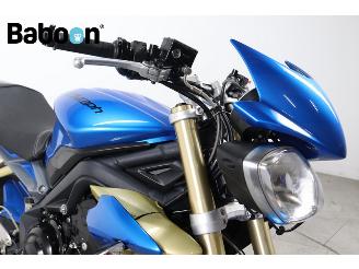 Triumph Street Triple 675 picture 19