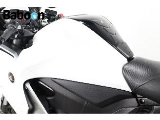 Honda VFR 1200 F DCT C-ABS picture 11
