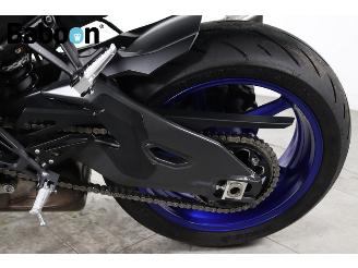 Yamaha MT-10 ABS picture 12