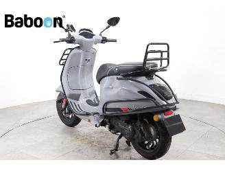 Vespa  Sprint 25KM picture 2