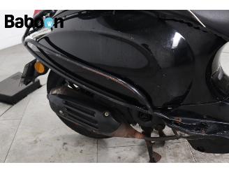 Vespa  Sprint 25KM picture 16