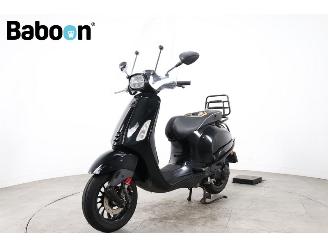 Vespa  Sprint 25KM picture 4