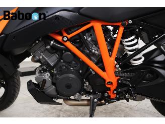 KTM  1290 Super Duke GT ABS picture 20