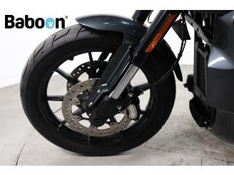 Harley-Davidson  FXLRST Low Rider ST 117 picture 13