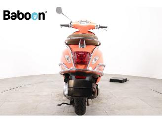 Vespa  Primavera 4T Touring 45KM picture 7