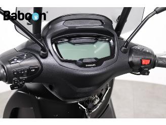 Piaggio  400 Beverly S HPE picture 10