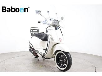Vespa  Sprint 25KM picture 2