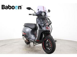 Vespa  Sprint 25KM picture 2