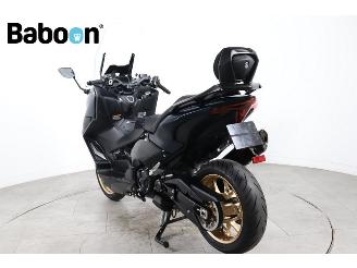 Yamaha  XP 560 T-MAX Tech Max picture 2