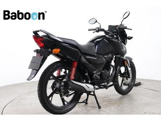 Honda CB 125 F picture 8