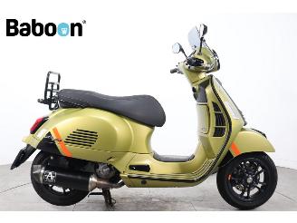 dommages motocyclettes  Vespa  GTS 300 Super HPE 2023/12