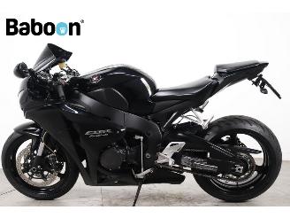 Honda CBR 1000 RR Fireblade picture 3