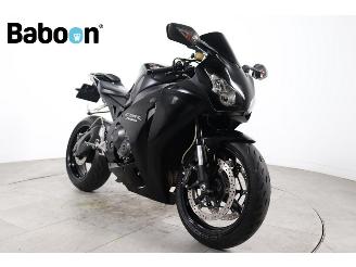 Honda CBR 1000 RR Fireblade picture 6
