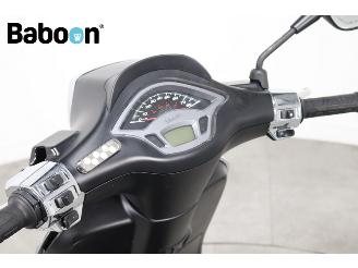 Vespa Sprint 45KM  picture 10