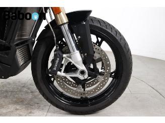 BMW S 1000 XR Triple Black picture 9