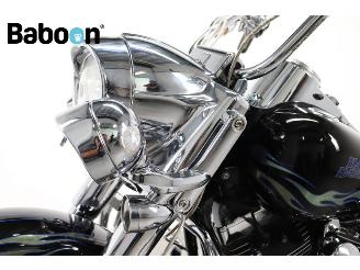 Harley-Davidson  FLHRSE3 CVO Road King picture 15