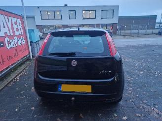 Fiat Grande Punto 1.4 active picture 3