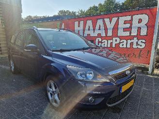 Unfallwagen Ford Focus 1.6 comfort 2011/4