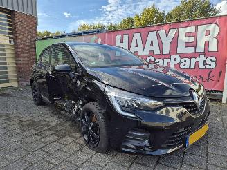 skadebil auto Renault Clio 1.0 Tce Zen 2020/10