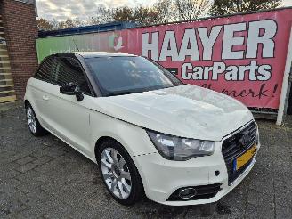 skadebil auto Audi A1 1.2 tfsi ambition 2011/3