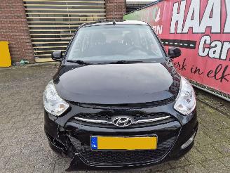 Hyundai I-10 1.1i drive cool picture 6