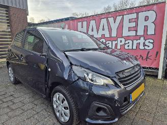 krockskadad bil auto Peugeot 108 1.0 e-vti active 2017/8