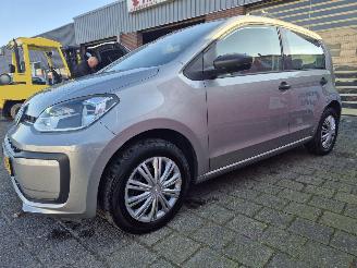 Volkswagen Up! 1.0 BMT take up! picture 9