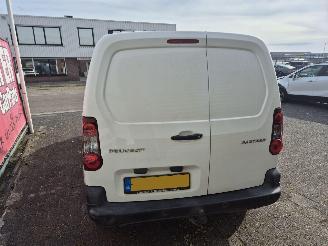 Peugeot Partner 120 1.6 BlueHDI 100 picture 4