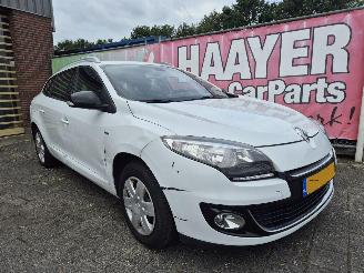 Schadeauto Renault Mégane 1.5 dci GT-Line Bose 2013/7