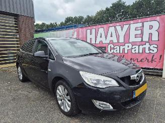 Auto incidentate Opel Astra 1.4 cosmo sports tourer 2011/6