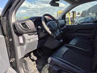 Peugeot Expert 1.6 BlueHDI 95 Compact premium picture 8